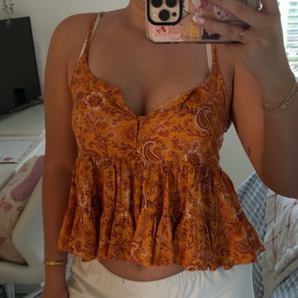 Flowy paisley pattern top